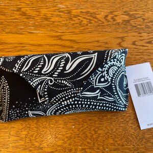 Vera Bradley Eyeglass Case in Stellar Paisley